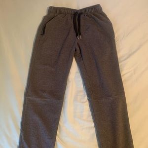 Women’s (S) Reebok sweatpants